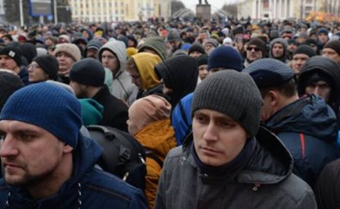 Песков объяснил, почему Путин не вышел на митинг в Кемерово