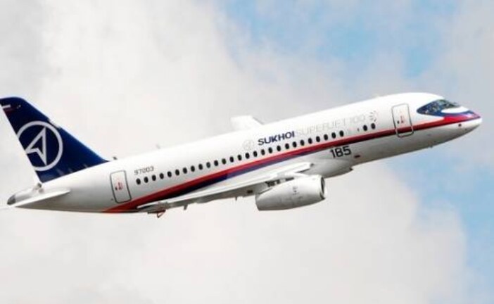 СМИ: Путин согласился профинансировать укороченный SSJ100