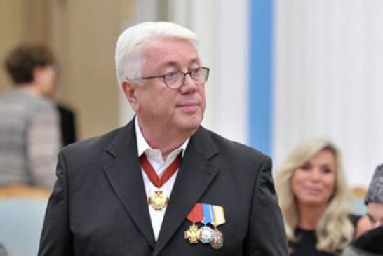 Медведев поздравил Владимира Винокура с 70-летием