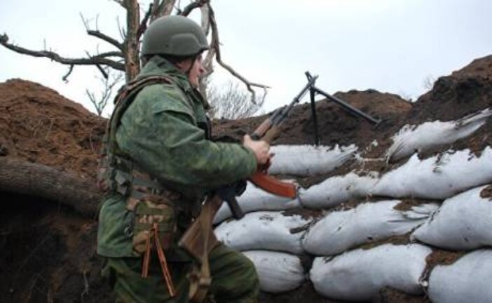 Киев хочет расправиться с ДНР и ЛНР, прикрываясь миротворцами, заявили в ГД