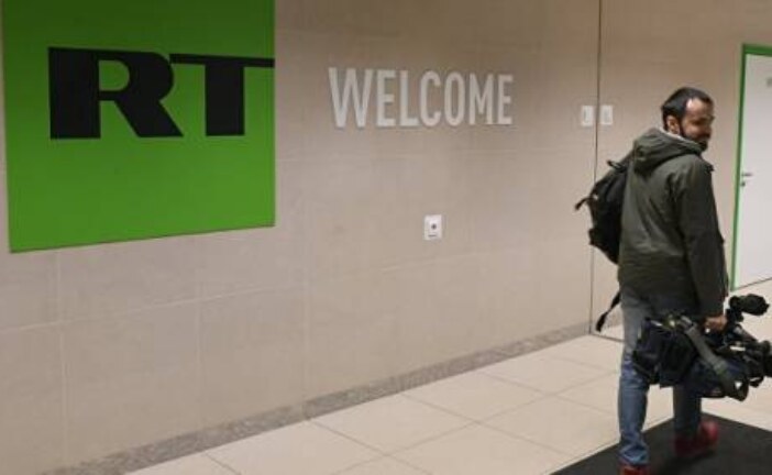 RT показал премьерный выпуск шоу футболиста Петера Шмейхеля
