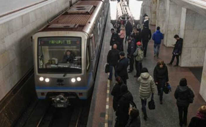 На синей ветке московского метро восстановили движение поездов