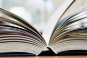 Первыми книгу «Танки» по мотивам фильма прочитали российские военные в САР