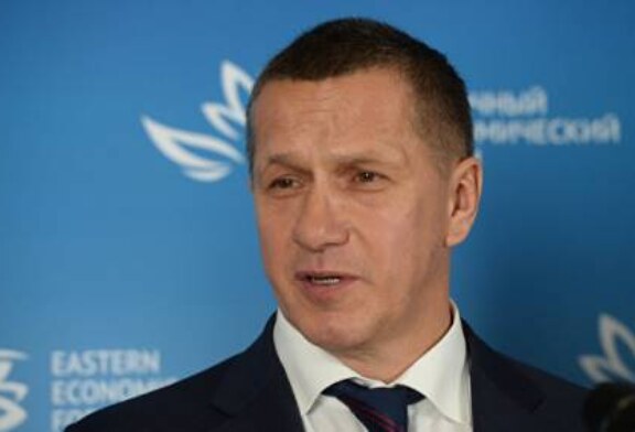 Трутнев поручил разобраться с дефицитом льготных билетов на Дальний Восток