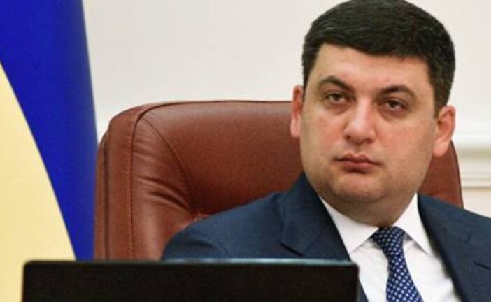 Гройсмана пригласили в Крым посмотреть, как развивается полуостров