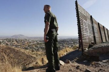 В США отметили резкий рост числа арестов нелегальных мигрантов на границе