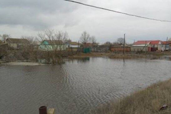 Вода отступила в двух районах Волгоградской области, девять подтоплены