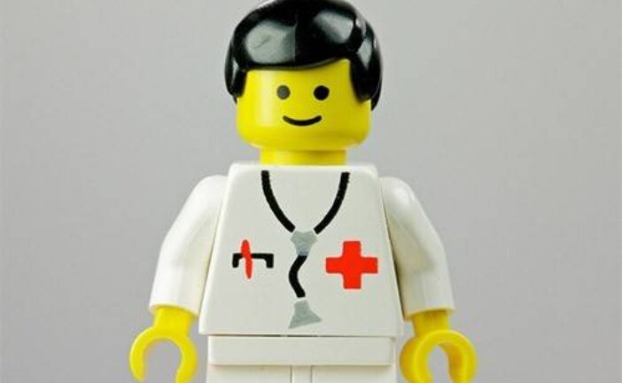 Ученые точно установили, что происходит после проглатывания деталей Lego