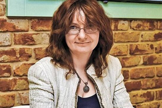 Биолог Анча Баранова объяснила необходимость «растягивания» эпидемии по времени